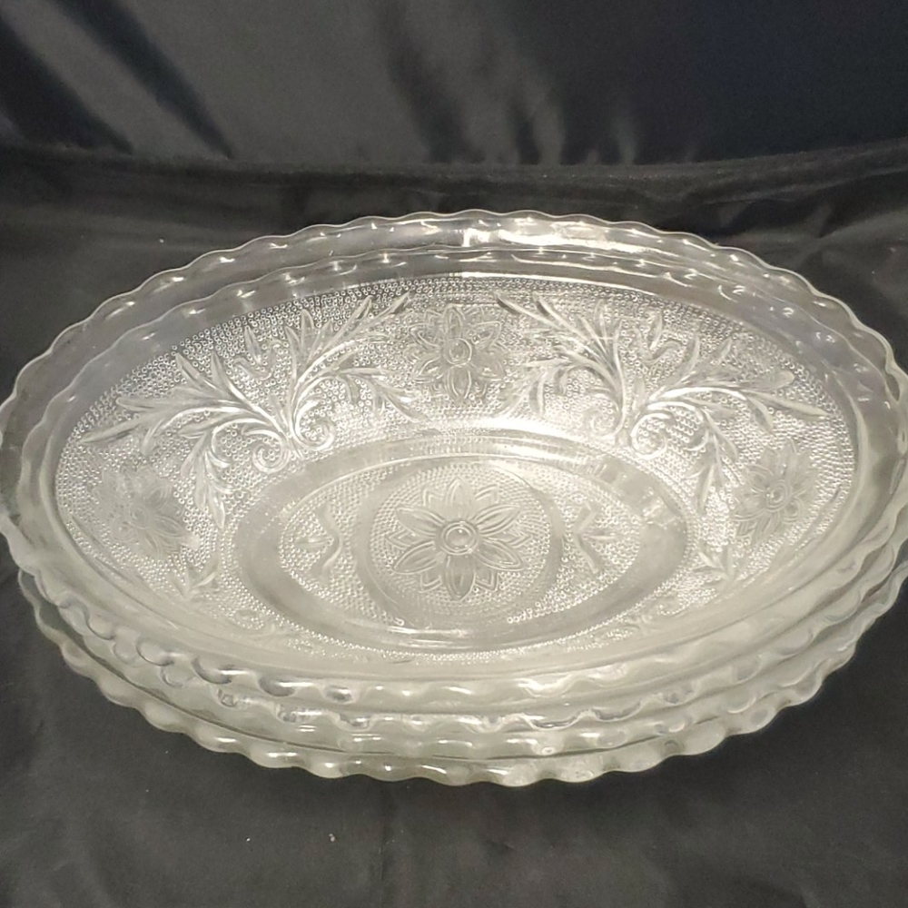Vintage Anchor Hocking sandwich daisy
